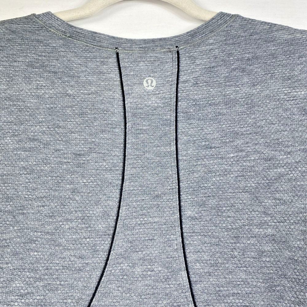 Lululemon Cotton Waffle Knit Shirt Size 6 Short Sleeve Gray Top Workout Yoga Gym